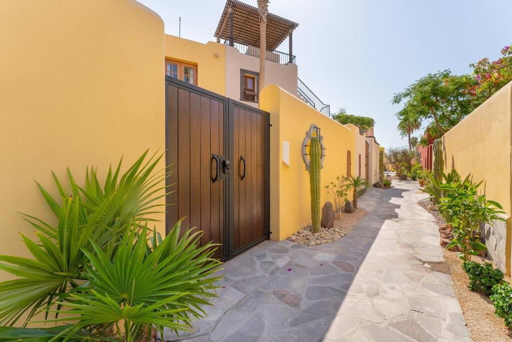 Casa Amarilla By Casago Villa Loreto  Exterior photo
